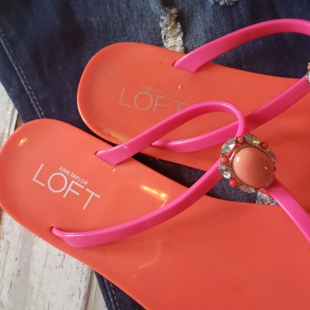 SALE⚡️ANN TAYLOR LOFT GEM RUBBER SANDALS SZ 7 - Picture 2 of 6